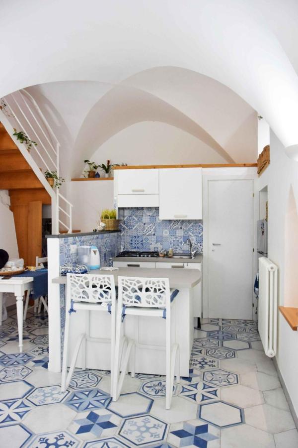 Mela & Cannella Accommodation Minori Bagian luar foto